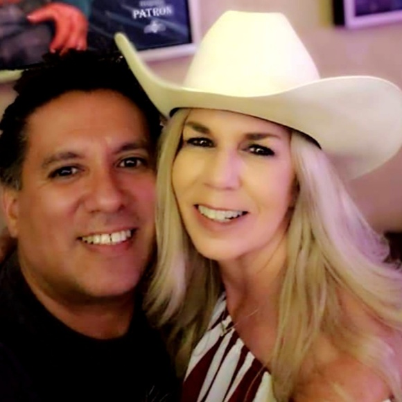 Meet your Posher, Tami - Picture 1 of 1